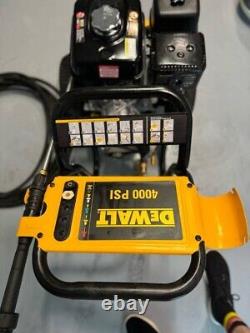 DEWALT Pressure Washer 4000 PSI 3.5 GPM 270cc 4-Stroke HONDA Engine Gas-Powered