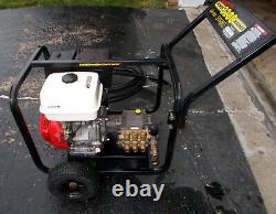 Generac 3200 Psi 4 Gpm 11 HP Honda Gas Powered Pressure Washer