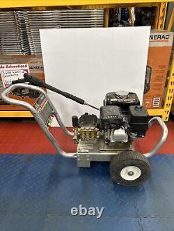 Mi-T-M Pressure Washer 2700 PSI Aluminum Commercial Cold Water Honda Engine USED