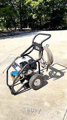 Pressure Washer 4000 psi GX390 Honda Engine and Cat Pump with Surface Cleaner