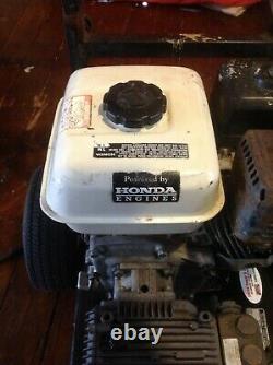 Pressure Washer Honda Engine 2400 psi WGC2425