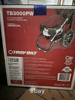 Pressure washer New In Box gas Honda Motor. Troy Built