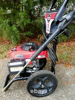SIMPSON GAS PRESSURE WASHER 3000 PSI 2.4 GPM With HONDA ENGINE MODEL #MSV3024R