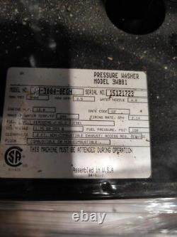 Laveuse à pression MI-T-M GH-3004-0EGH de moyenne capacité avec moteur Honda (ST227519)
