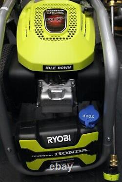 Nettoyeur haute pression à eau froide à essence Ryobi 3300 PSI 2.5-GPM avec moteur Honda GCV200