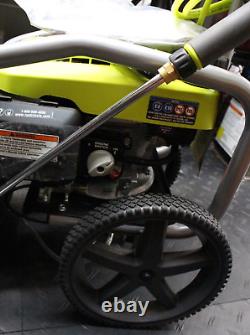 Nettoyeur haute pression à eau froide à essence Ryobi 3300 PSI 2.5-GPM avec moteur Honda GCV200