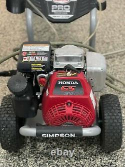 Simpson Powershot 3400 Psi 2.3-gallon Nettoyeur À Pression De Gaz À Eau Froide Avec Honda